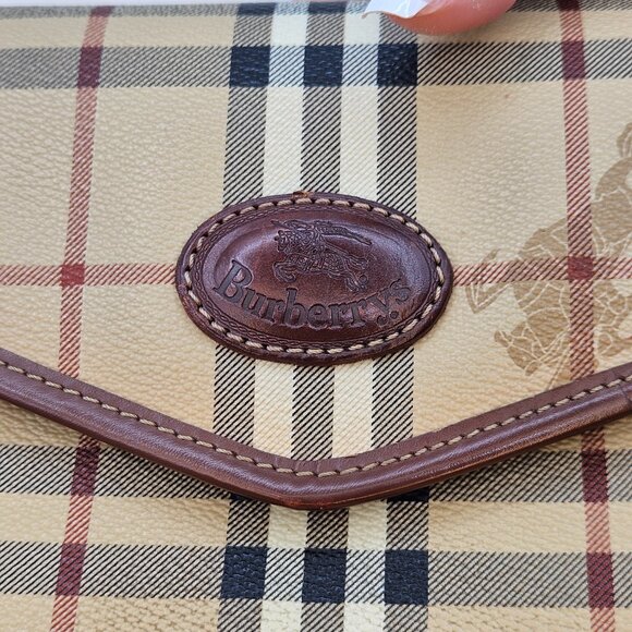 Burberry Brown Leather clutch - Picture 11 of 17